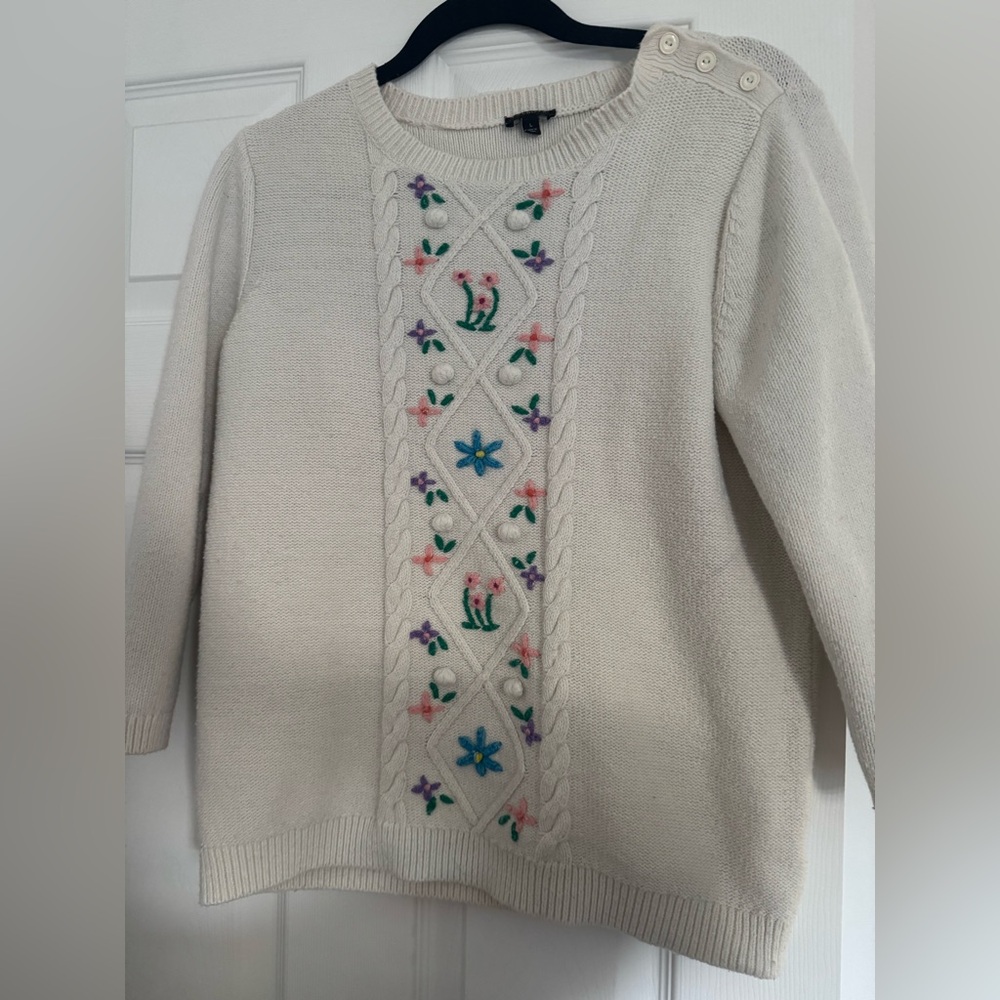 Vintage Talbots Cotton Blend Grandma Cottage Embroidered Cream Sweater